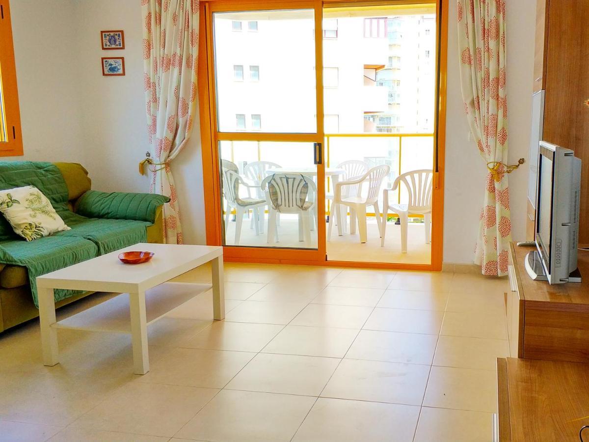 Apartamentos Ambar Beach Калпе Екстериор снимка
